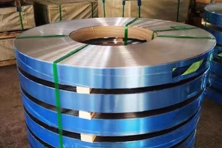 304不銹鋼帶和201不銹鋼帶的特性、應(yīng)用和優(yōu)缺點
